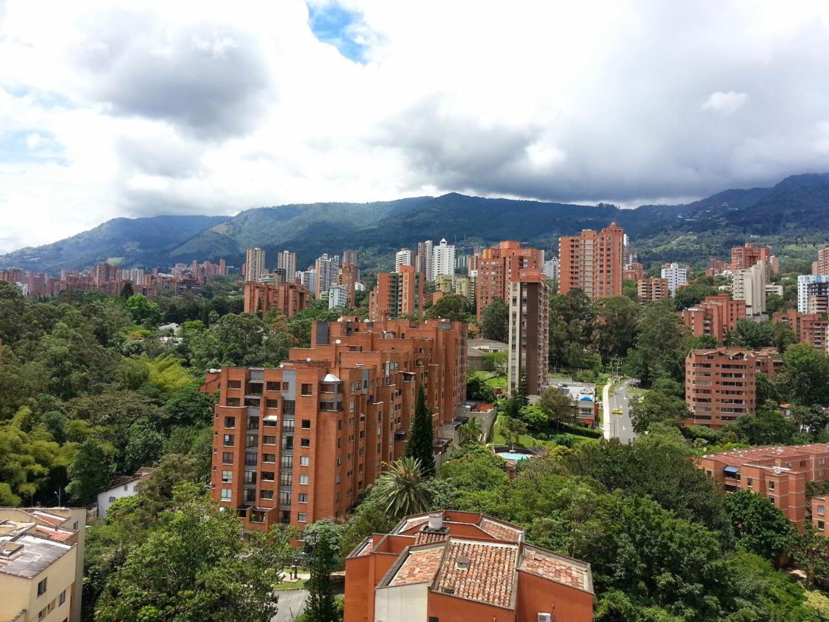 メデジンEdificio La Frontera Loftアパートメント エクステリア 写真