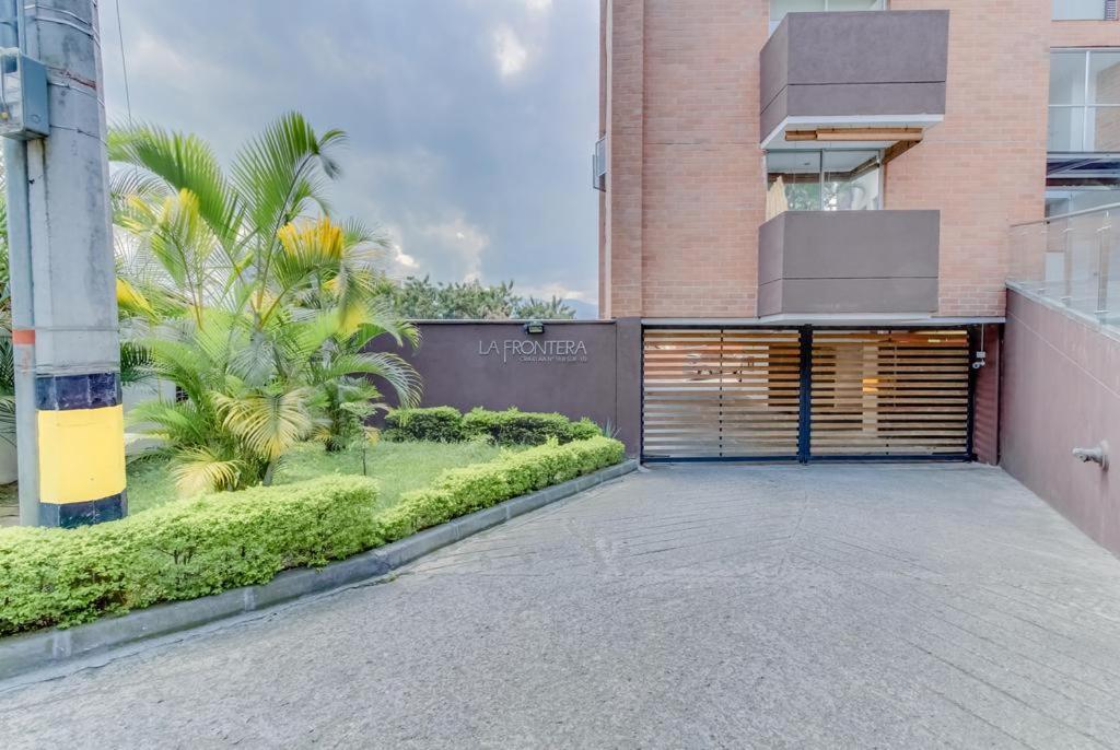 メデジンEdificio La Frontera Loftアパートメント エクステリア 写真