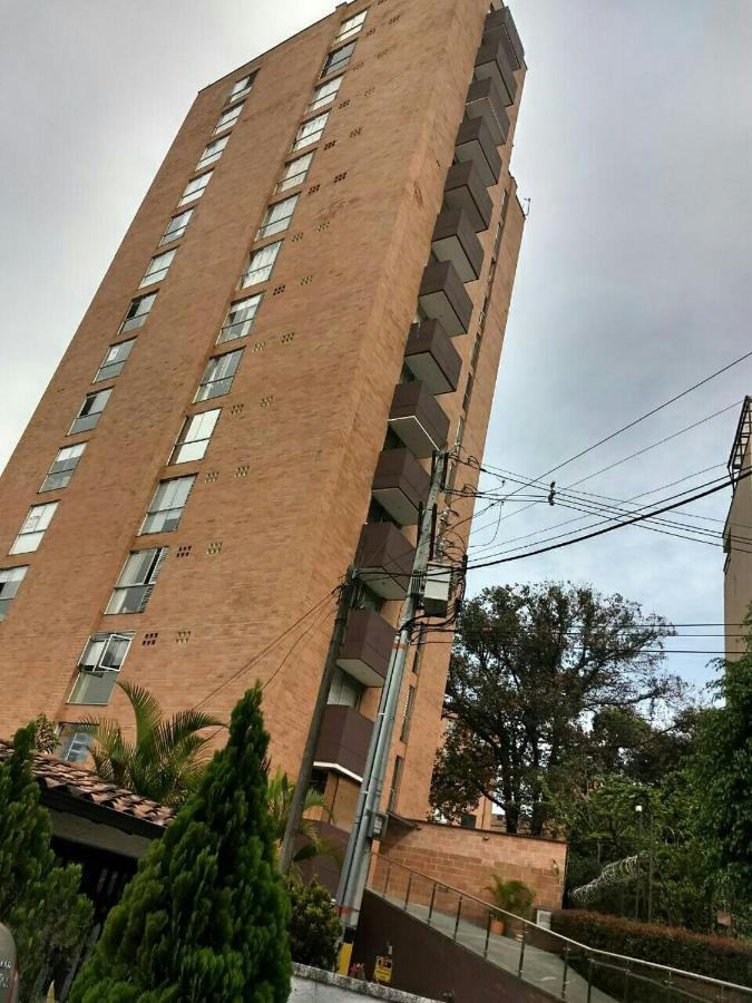 メデジンEdificio La Frontera Loftアパートメント エクステリア 写真