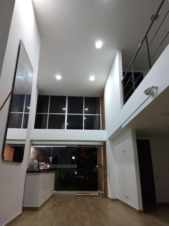 メデジンEdificio La Frontera Loftアパートメント エクステリア 写真